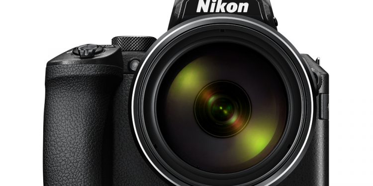 Nikon CoolPix P950 Superzoom Fotoğraf Makinesi Duyuruldu