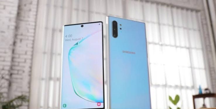 Galaxy S20+ ile Galaxy Note 10+ Karşı Karşıya!