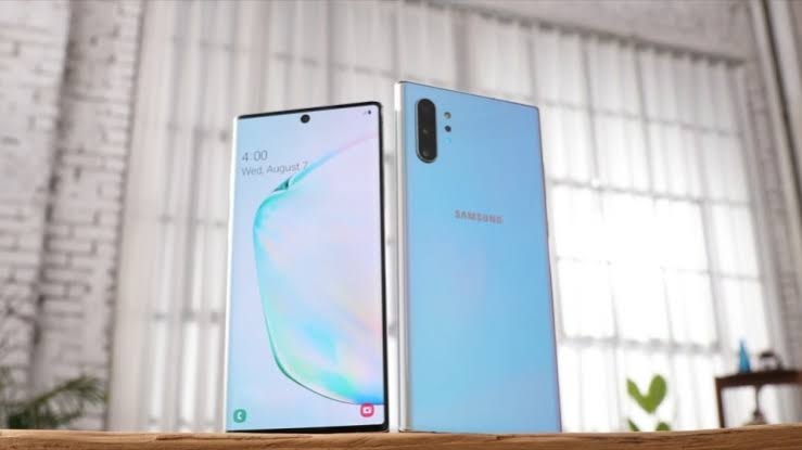 Galaxy S20+ ile Galaxy Note 10+ Karşı Karşıya!
