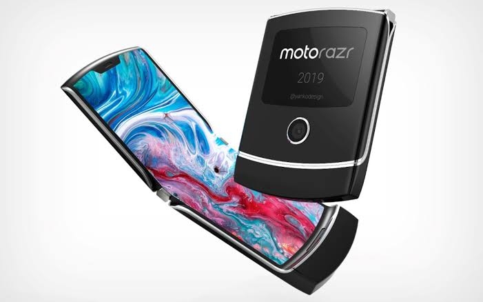 Yeni Motorola Razr Dayanıklılık Testinde!