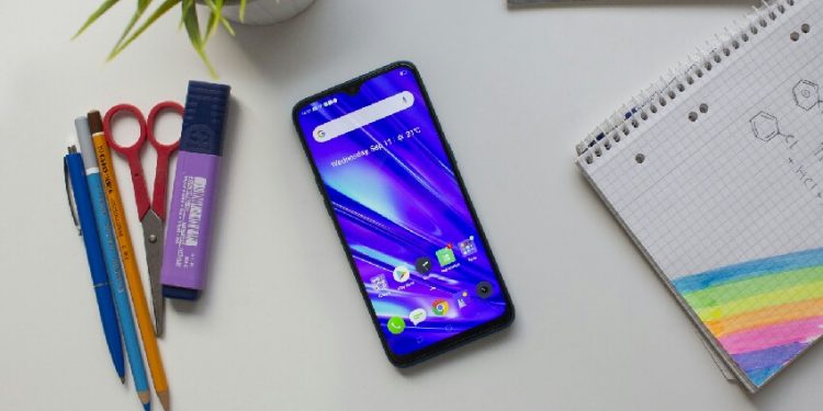 Realme 5 Pro ve Realme X Yeni Güncellemeler Alıyor