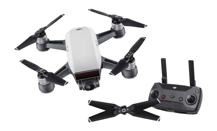 DJI Spark Drone Parçalarına Ayrıldı!