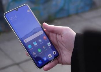 Mi Note 10 Dayanıklılık Testinde!