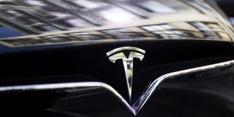 Tesla üretim problemleri