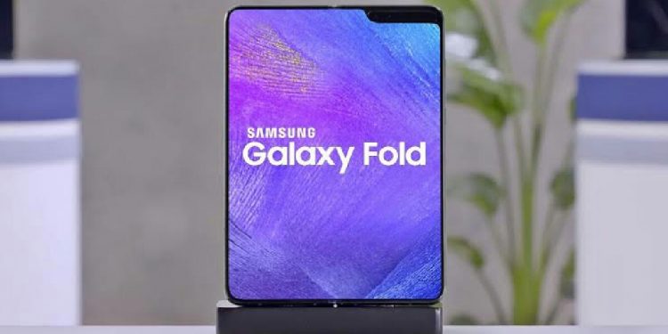 Samsung Galaxy Fold 2 Kameraları Göz Alacak