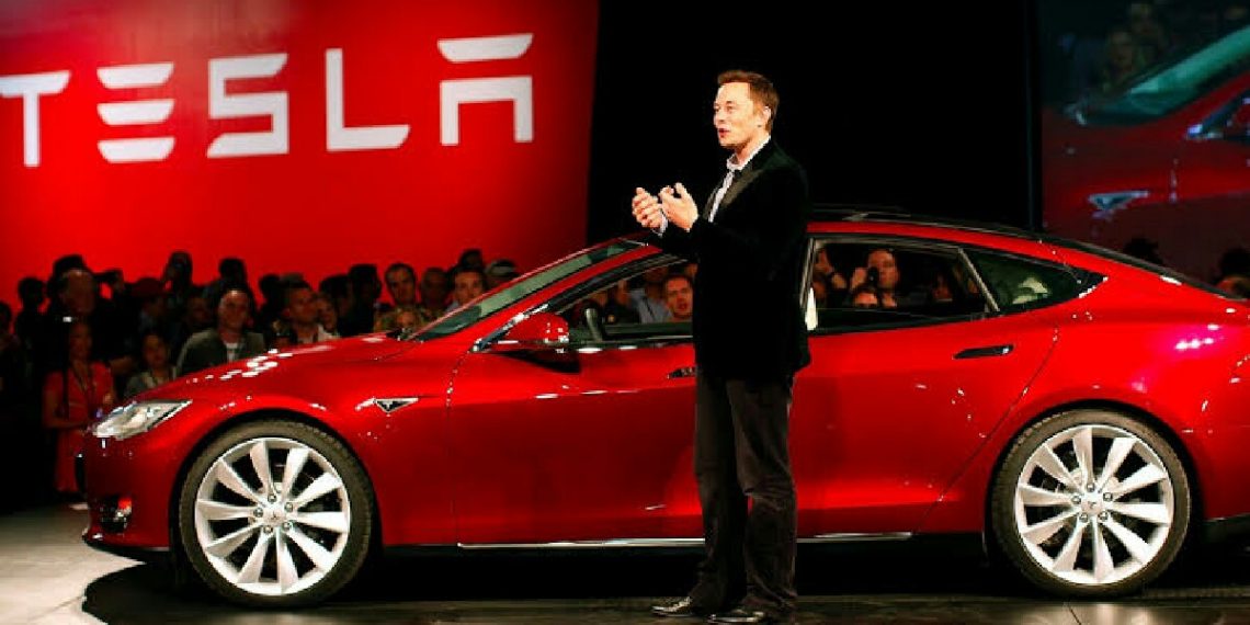 Tesla model 3 güncellemeleri