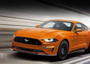 2020 Ford Mustang ile Test Sürüşü