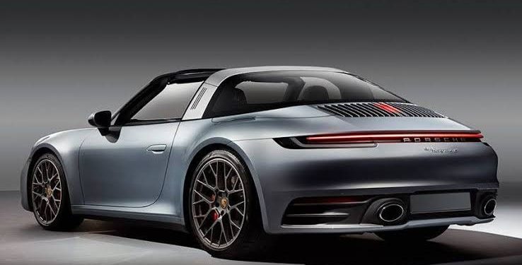 Yeni Porsche 911 Targa Reklamı Yayınlandı!