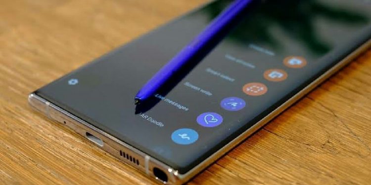 Samsung Galaxy Note 20 Kalem Detayı