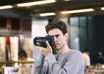 Beklenen Geldi: Sony Alpha 7S III