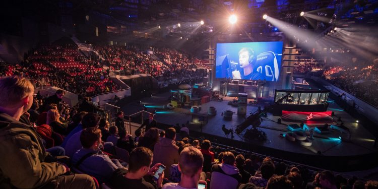 Dünyanın En Çok Kazanan Espor Oyuncuları