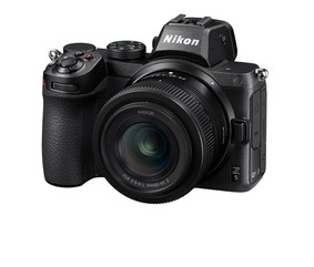 Nikon Yeni Z 5’i ve Tam Çerçeve Zoom Objektifi Duyurdu