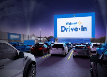 Walmart otoparkları açık hava sinemasına dönüşüyor!