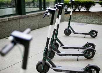 elektrikli Scooter kullanımı