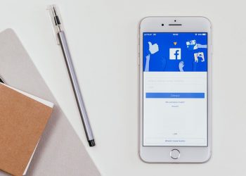 Facebook Sosyal Medya