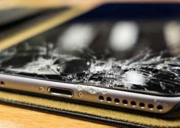 Apple sürpriz bir iPhone tasarlıyor