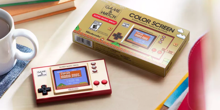 Nintendo’nun yeni ürünü: Game & Watch