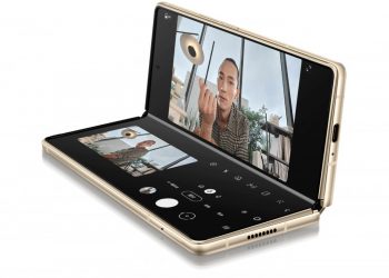 Samsung, W21 5G’yi Çin’de tanıttı