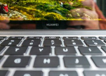 Huawei Kirin işlemcili dizüstü bilgisayar üzerinde çalışıyor