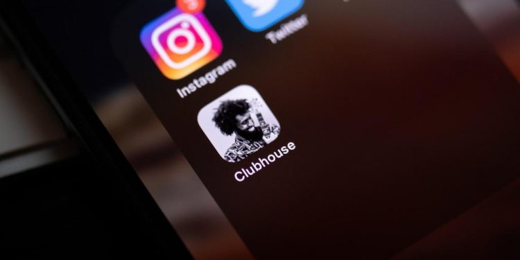 Facebook, Clubhouse’u kopyalıyor!