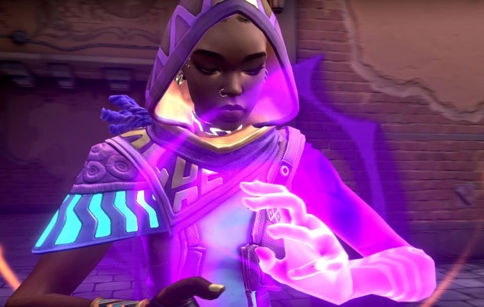 Riot Games Valorant oyunundaki yeni ajanı tanıttı: Astra