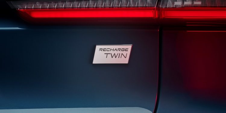 Volvo C40 Recharge: Tamamaen Elektrikli C40