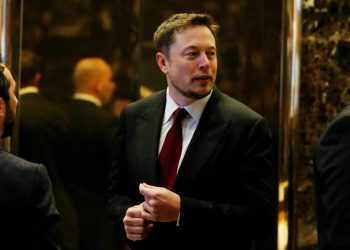 Tesla fabrikasında Covid alarmı! Elon Musk düşünceler içerisinde!