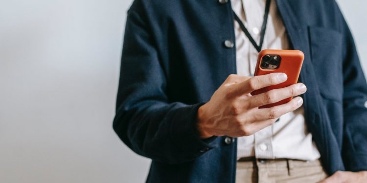 iPhone mu, Android mi? Hangisi Daha Çok Alınıyor?