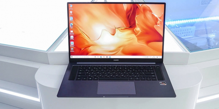 Huawei MateBook D16