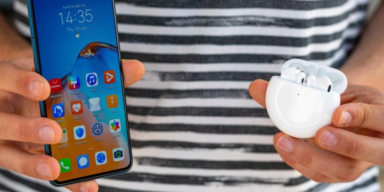 Huawei FreeBuds 4, Türkiye’de ön satışa çıktı