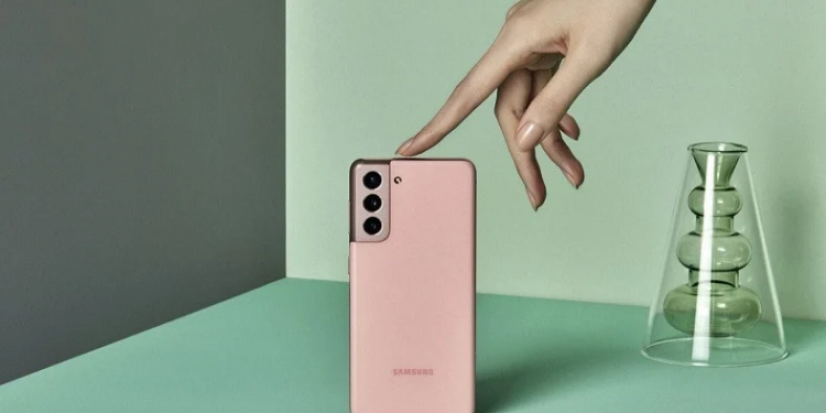 Samsung Galaxy S21 FE Çıkış Tarihi Ertelendi