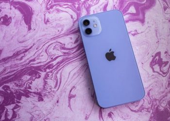 Apple iPhone satışları yüzde 50 arttı