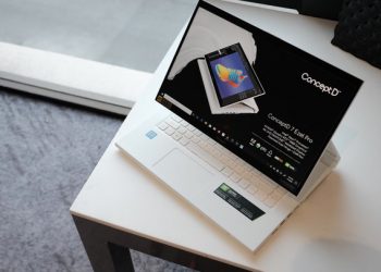 ConceptD 7 Ezel Pro Dönüştürülebilir Dizüstü Bilgisayar