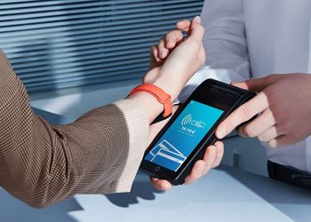 Xiaomi Mi Smart Band 6 NFC Avrupa’da Satışa Çıktı