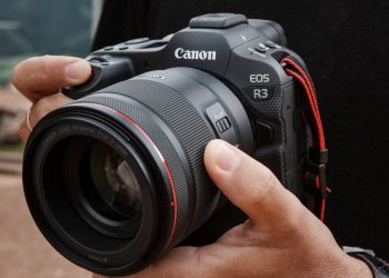 Canon EOS R3 Spor ve Vahşi Yaşam Fotoğrafçıları İçin İdeal