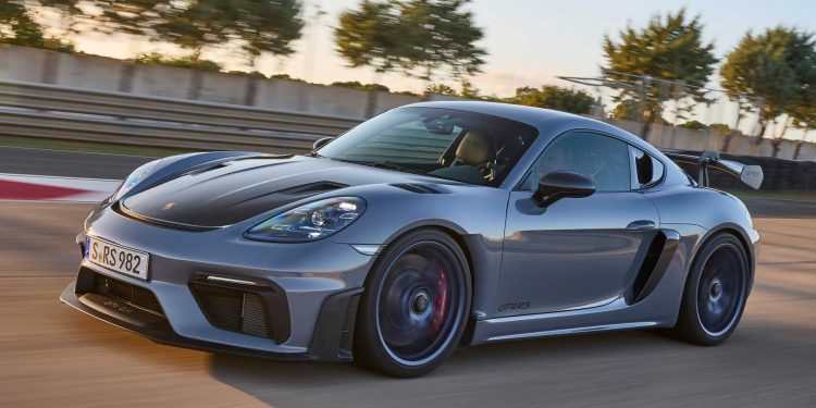 Porsche 718 Cayman GT4 RS tanıtıldı