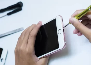 İPhone’unuzu Artık  Kendiniz Tamir Edeceksiniz