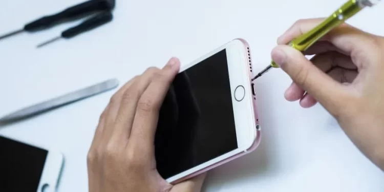 İPhone’unuzu Artık Kendiniz Tamir Edeceksiniz