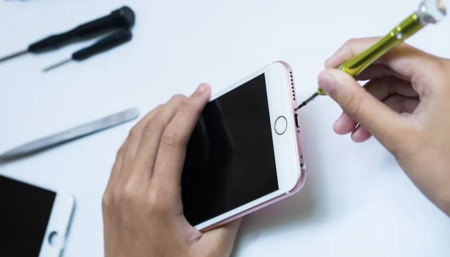 İPhone’unuzu Artık  Kendiniz Tamir Edeceksiniz