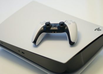 PlayStation 5 Kırıldı mı?