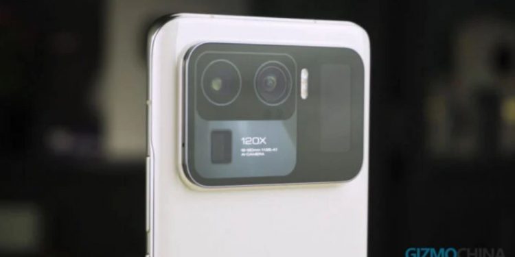 Xiaomi 12 Ultra Büyük Kamera İle Gelecek