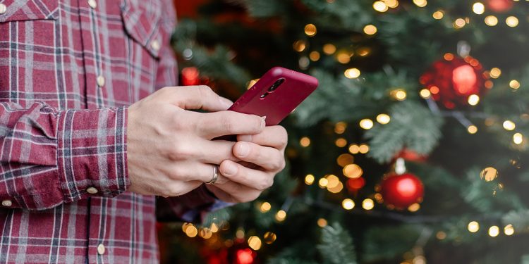 Yeni Yıl Alışveriş Döneminde Mobil Yine Ön Planda