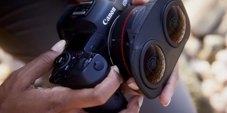 Canon, Çift Objektifli RF5.2mm Lensini Duyurdu