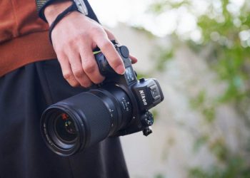 Nikon Z Mount Lens Ailesini Büyütüyor