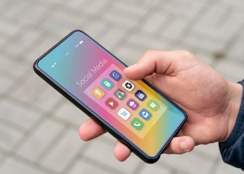 Akıllı Telefona ilk İndirilen 10 Uygulama