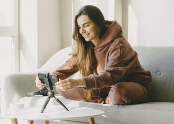 Periscope Benzeri Uygulamalar