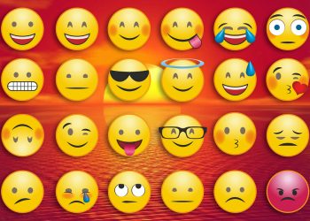 En İyi 5 Emoji Yapma Sitesi
