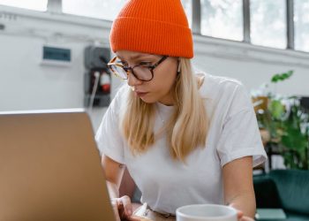 En İyi Kıvrımlı Yazı Tipleri