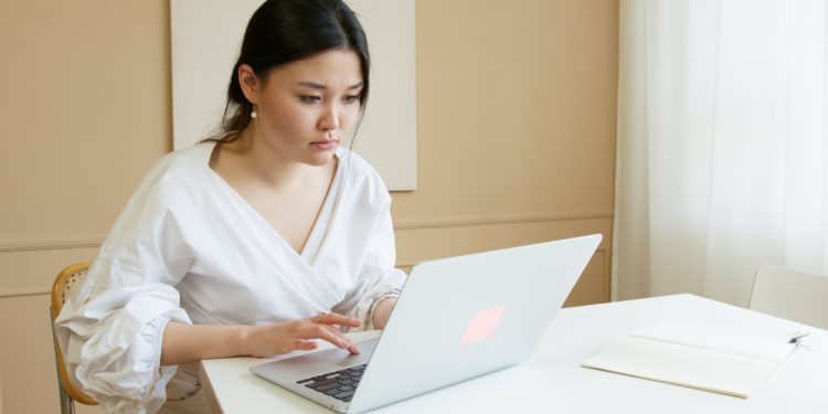 Laptop Alırken Dikkat Edilmesi Gerekenler