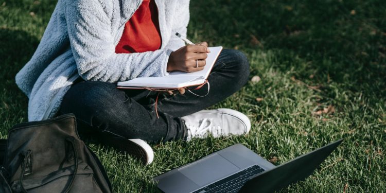 Edu Mail Alma Nasıl Yapılır, Avantajları Neler?